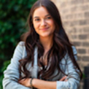 Meet your Posher, Lea